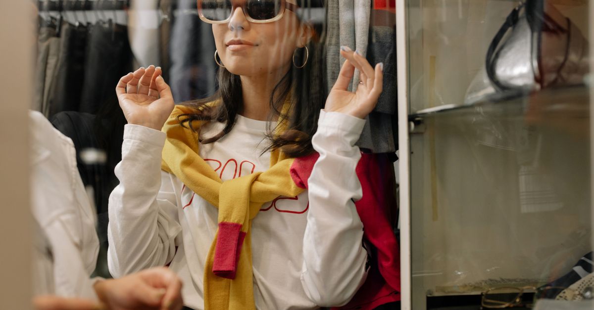 Smart Shopping for Chic Wardrobes: How to Build Your Style on a Budget