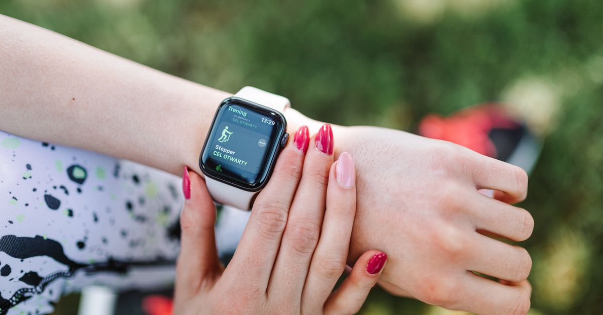 Smart Rings 101: What They Track and How They Fit Into Your Style